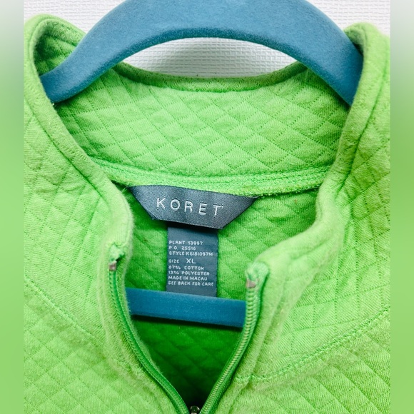 Jacket, Koret quilted women’s jacket, size XL. No stains, tears, ravels noted. - Picture 2 of 5